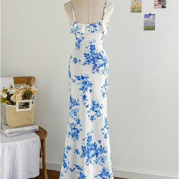 Neiman Marcus Long Blue & White Summer Floral Vacation Dress - Picture 3 of 5